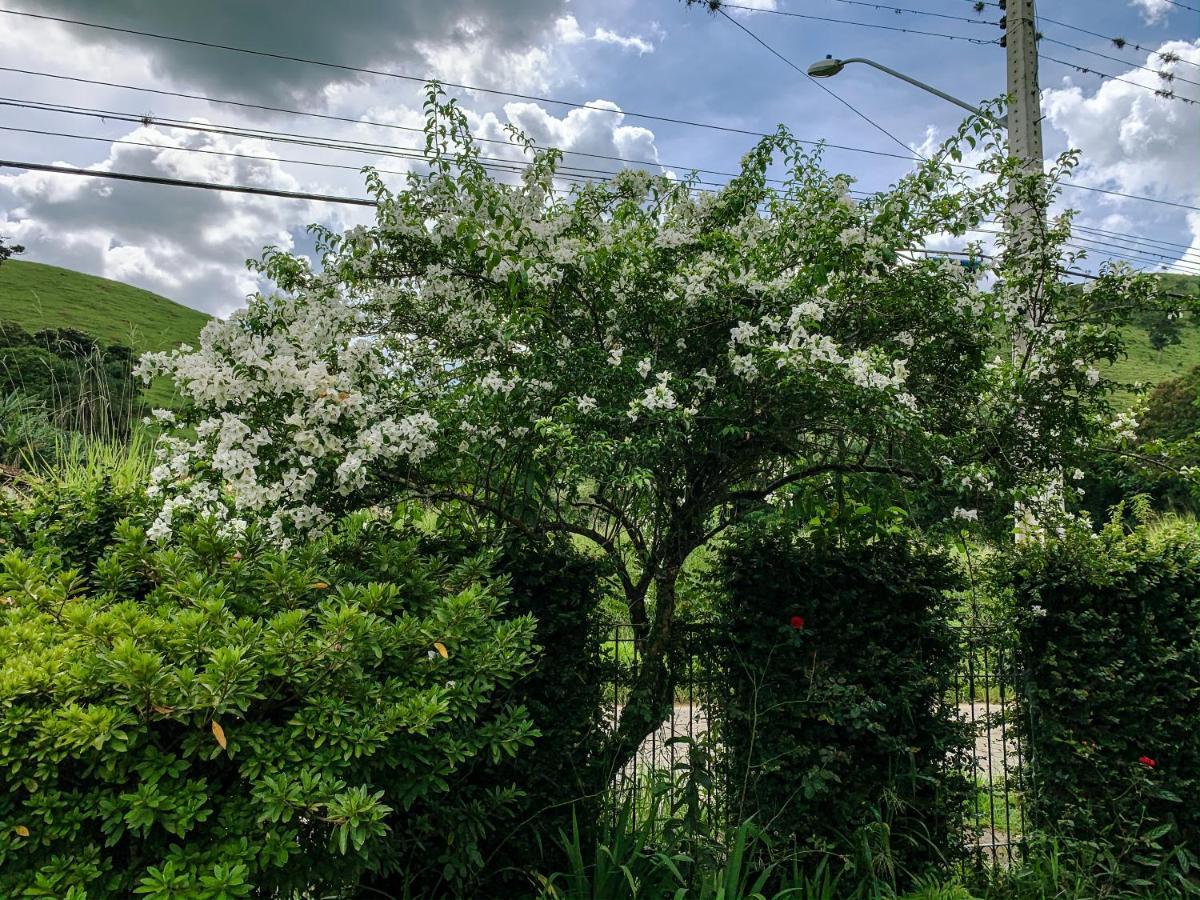 Pousada Das Pedras Passa Quatro Exterior foto