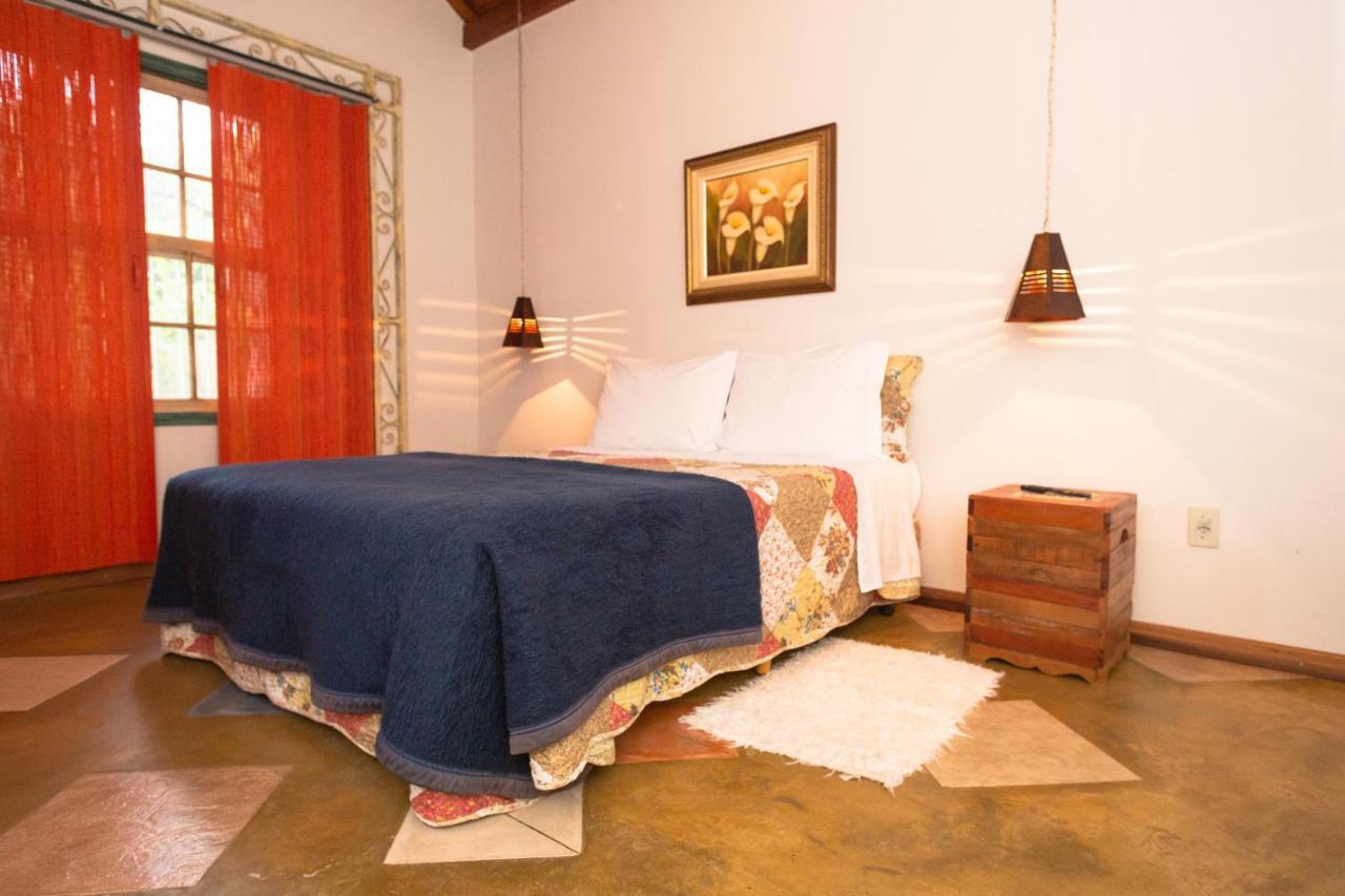 Pousada Das Pedras Passa Quatro Exterior foto